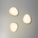 Kinkiet ścienny STONES inspirowany kamieniem - biały klosz 20 cm w stylu japandi - stylowy kinkiet do sypialni E27