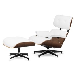 Fotel Lucera z podnóżkiem w stylu HM Lounge Chair Biała Skóra Ekologiczna Ciemny orzech Czarna z chromowanymi grzbietami