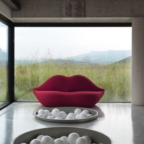 Sofa Levres nowoczesna w kształcie ust AK