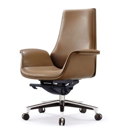 Fotel biurowy Karvia Low ML skóra naturalna, profesjonalny design i wygoda