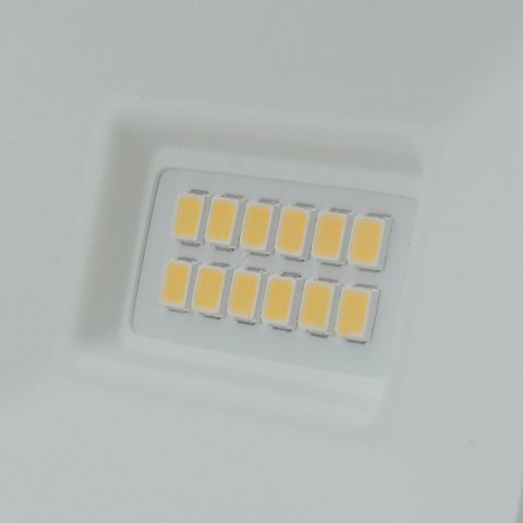 NAŚWIETLACZ Z CZUJNIKIEM RUCHU BIAŁY 10W NEUTRALNY 4000K